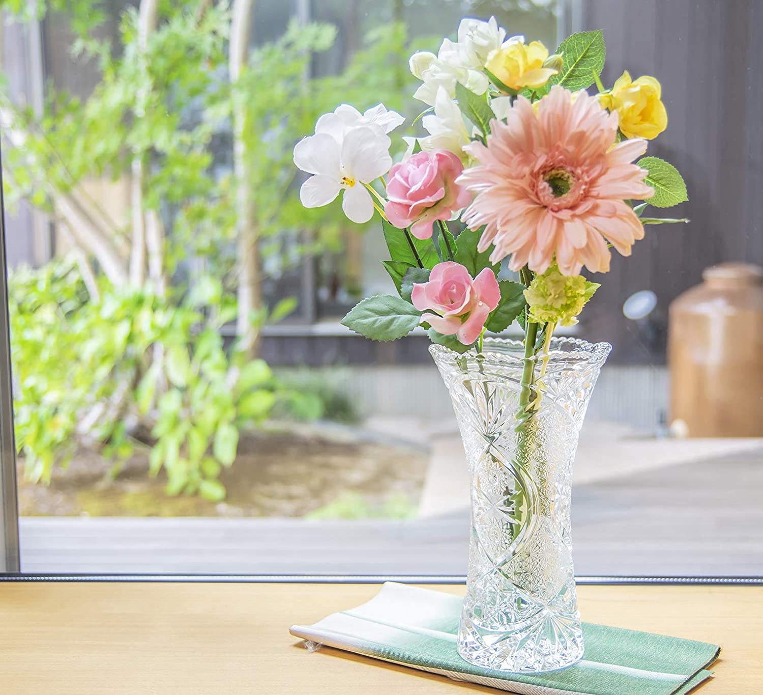 Cystal Glass Vase 9.4" - Made in Japan