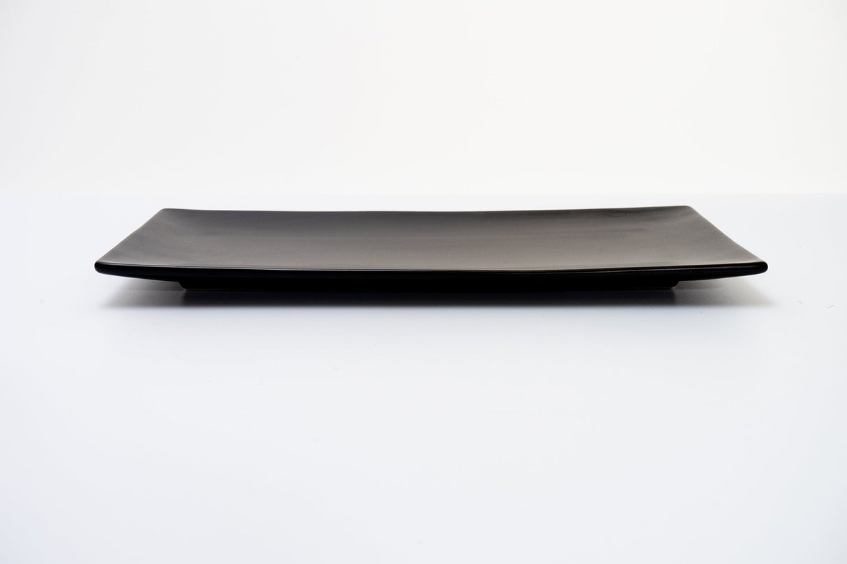 德特拉直角。盤子 13 英寸長 33 厘米