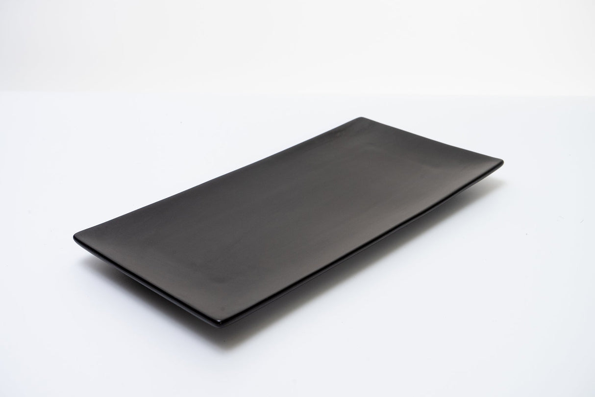 德特拉直角。盤子 13 英寸長 33 厘米