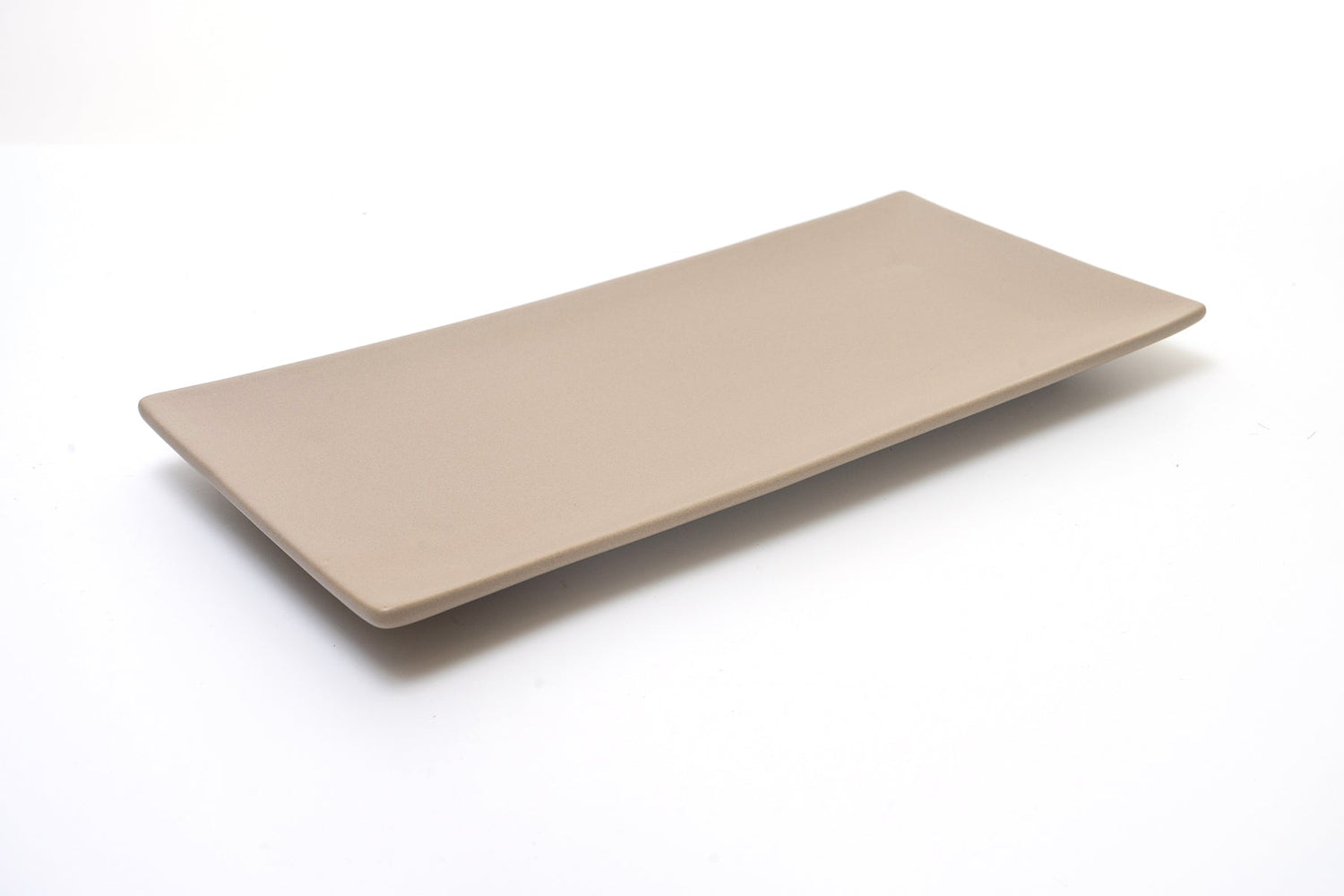 德特拉直角。盤子 13 英寸長 33 厘米