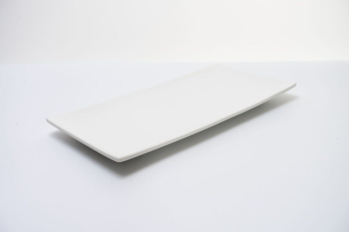 德特拉直角。盤子 13 英寸長 33 厘米