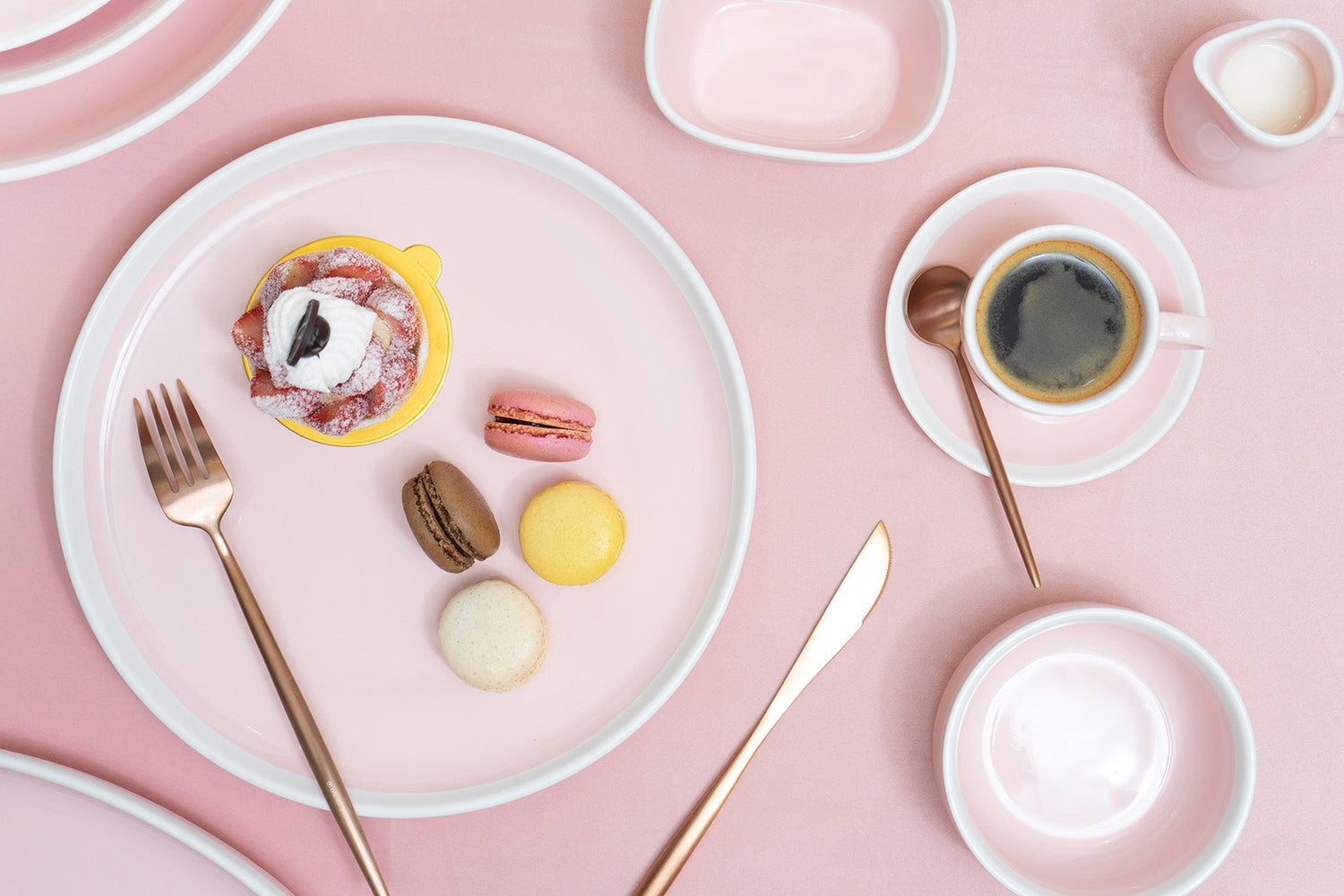 COZE 咖啡杯和碟 7 盎司 | 200 毫升 - 淺粉紅色