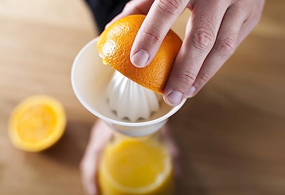 Citrus Carafe - Juicer & Squeezer