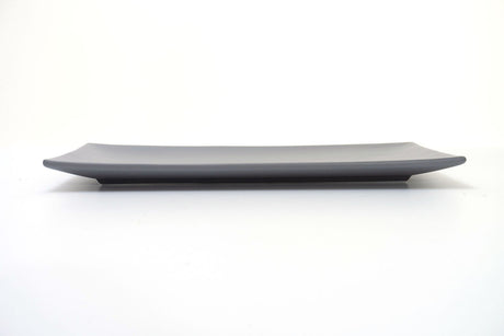 德特拉直角。盤子 13 英寸長 33 厘米