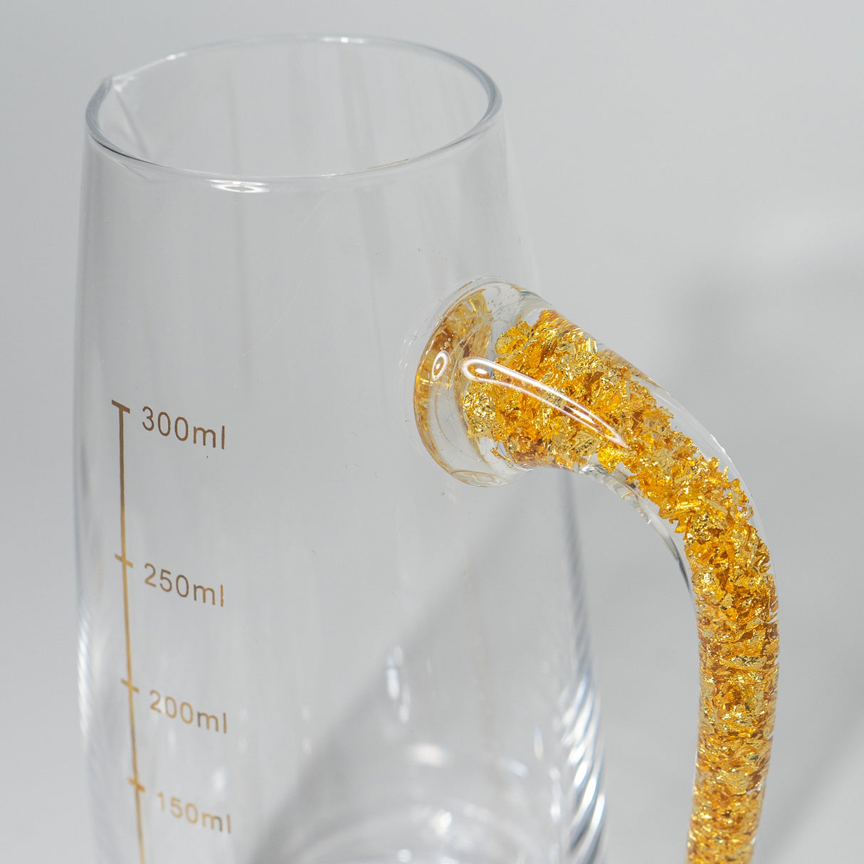 Mou Tai Set with Gold Mountain Bottom